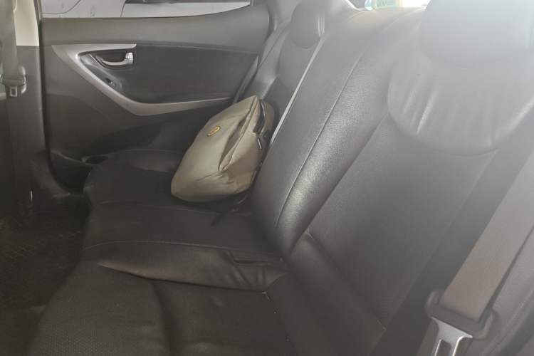Used Hyundai Elantra (5th Generation / Langdong) 2016 1.6L Automatic Smart Version Left Rear Seat