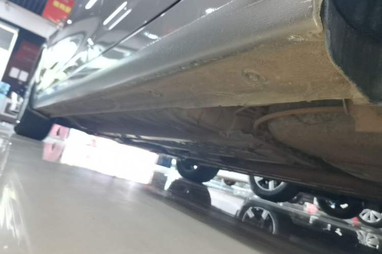 Used Hyundai Elantra (5th Generation / Langdong) 2016 1.6L Automatic Smart Version Left Side Sill