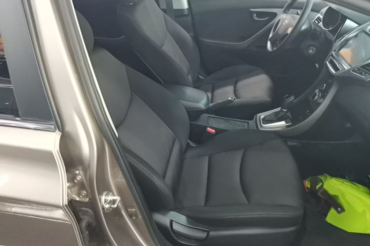 Used Hyundai Elantra (5th Generation / Langdong) 2016 1.6L Automatic Smart Version Right Front Seat