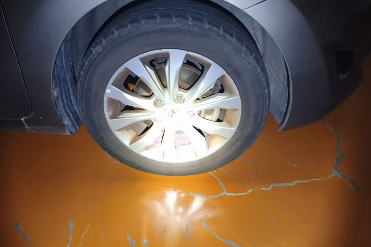 Used Hyundai Elantra (5th Generation / Langdong) 2016 1.6L Automatic Prestige Model Right Front Wheel Hub