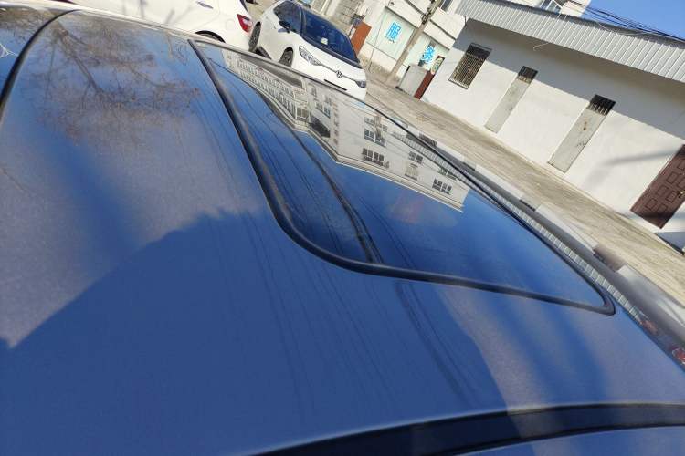 Used Hyundai Elantra (5th Generation / Langdong) 2016 1.6L Automatic Prestige Model Roof