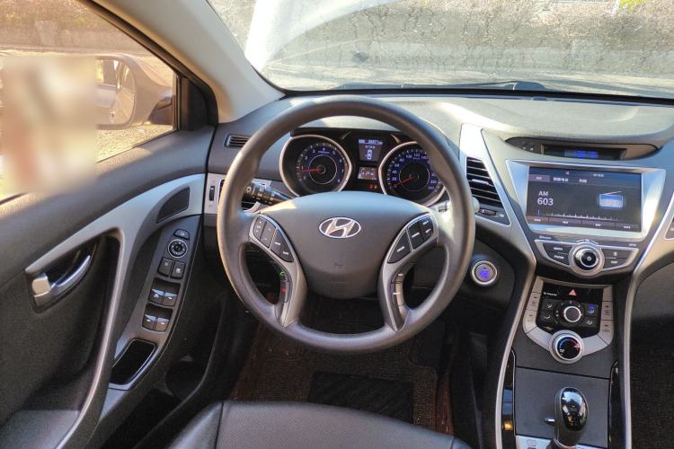 Used Hyundai Elantra (5th Generation / Langdong) 2016 1.6L Automatic Prestige Model Steering Wheel