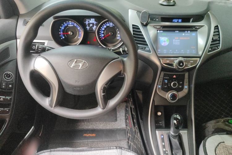 Used Hyundai Elantra (5th Generation / Langdong) 2016 1.6L Automatic Smart Version Steering Wheel