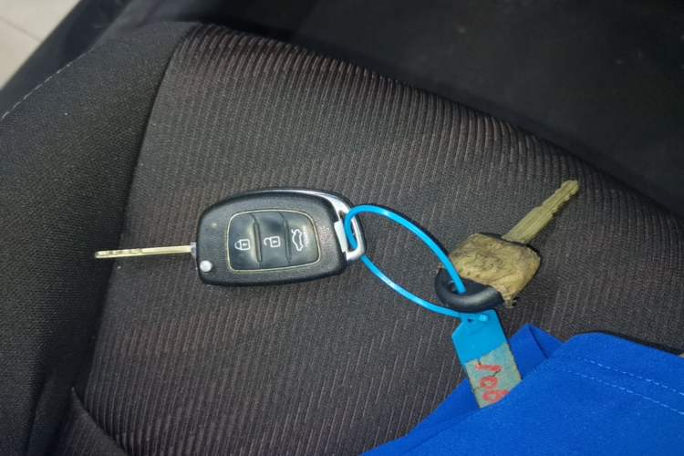 Used Hyundai Elantra (5th Generation / Langdong) 2016 1.6L Automatic Smart Version Vehicle Key