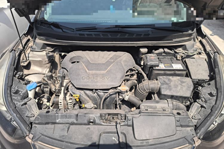 Used Hyundai Elantra (5th Generation / Langdong) 2016 1.6L Automatic Smart Version Engine Bay