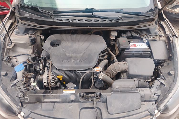 Used Hyundai Elantra (5th Generation / Langdong) 2016 1.6L Automatic Prestige Model Engine Bay