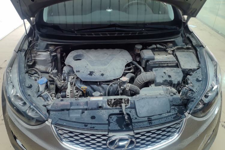 Used Hyundai Elantra (5th Generation / Langdong) 2016 1.6L Automatic Prestige Model Engine Bay