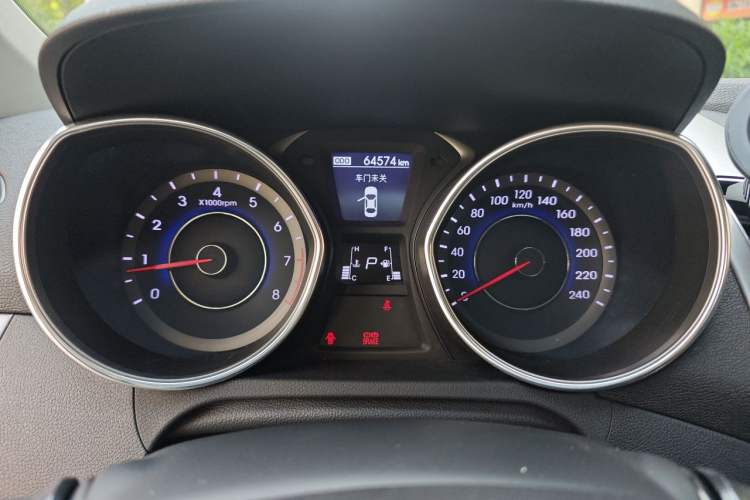 Used Hyundai Elantra (5th Generation / Langdong) 2016 1.6L Automatic Prestige Model Instrument Cluster