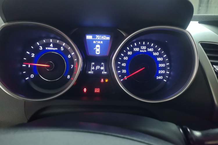 Used Hyundai Elantra (5th Generation / Langdong) 2016 1.6L Automatic Prestige Model Instrument Cluster