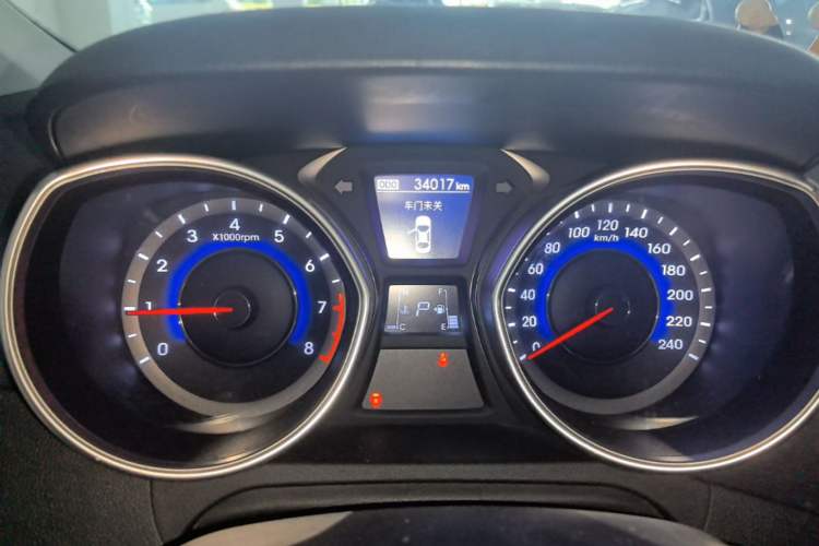 Used Hyundai Elantra (5th Generation / Langdong) 2016 1.6L Automatic Prestige Model Instrument Cluster