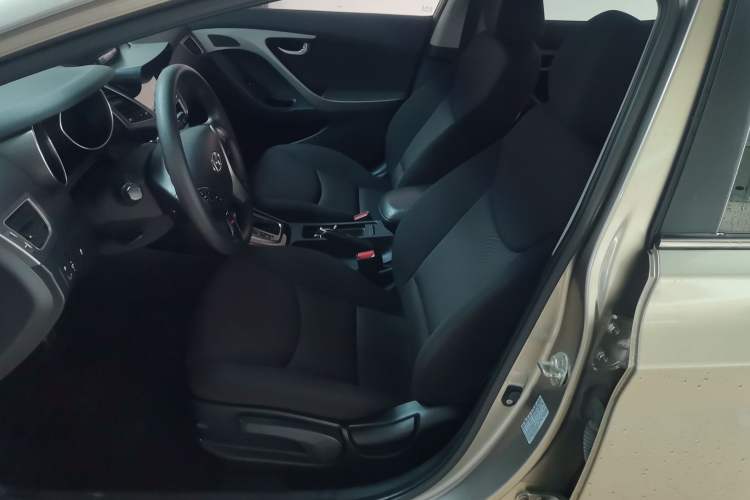 Used Hyundai Elantra (5th Generation / Langdong) 2016 1.6L Automatic Prestige Model Left Front Seat