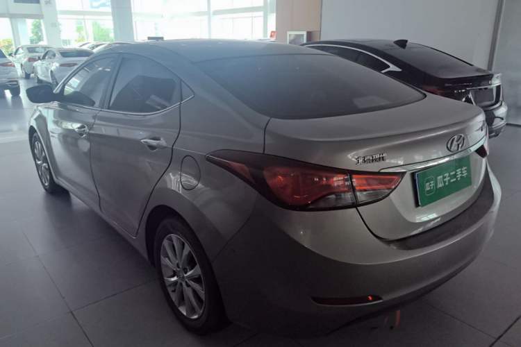 Used Hyundai Elantra (5th Generation / Langdong) 2016 1.6L Automatic Prestige Model Rear Left 45 Deg
