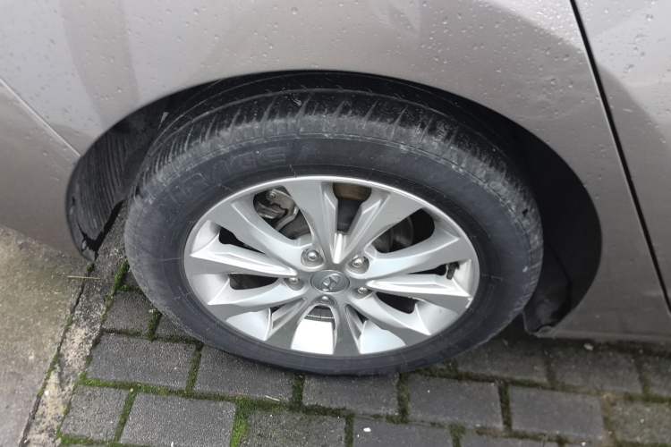 Used Hyundai Elantra (5th Generation / Langdong) 2016 1.6L Manual Luxury Model Right Rear Wheel Hub