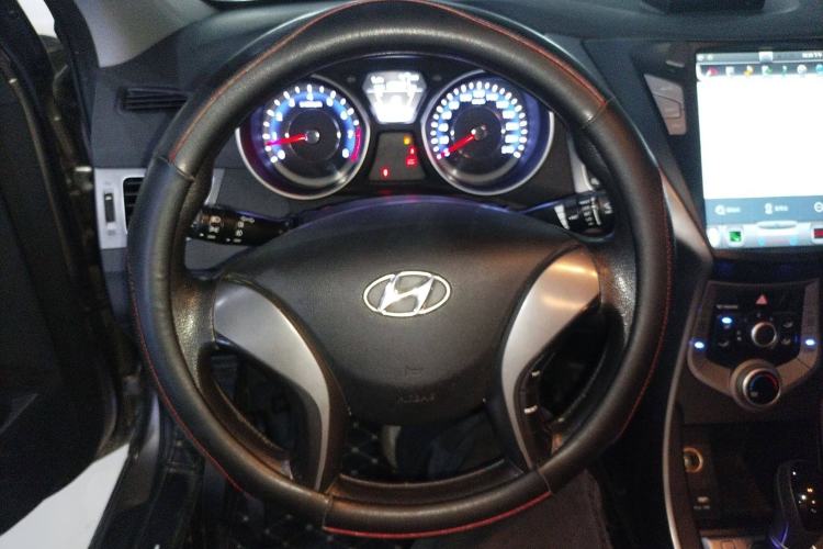Used Hyundai Elantra (5th Generation / Langdong) 2016 1.6L Automatic Prestige Model Steering Wheel