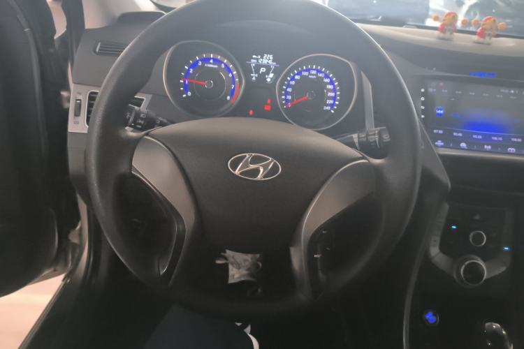 Used Hyundai Elantra (5th Generation / Langdong) 2016 1.6L Automatic Smart Version Steering Wheel