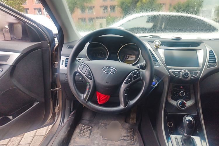 Used Hyundai Elantra (5th Generation / Langdong) 2016 1.6L Automatic Prestige Model Steering Wheel