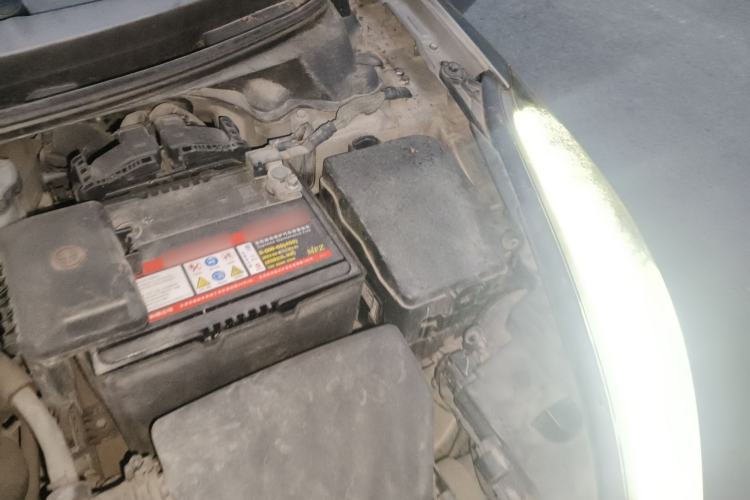 Used Hyundai Elantra (5th Generation / Langdong) 2016 1.6L Automatic Prestige Model Engine Bay Left