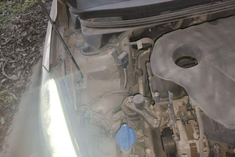 Used Hyundai Elantra (5th Generation / Langdong) 2016 1.6L Automatic Prestige Model Engine Bay Right