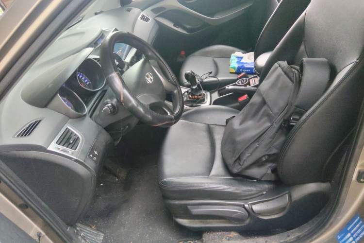 Used Hyundai Elantra (5th Generation / Langdong) 2016 1.6L Manual Fashion Edition Left Front Seat