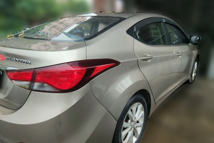 Used Hyundai Elantra (5th Generation / Langdong) 2016 1.6L Manual Fashion Edition Rear Right 45 Deg