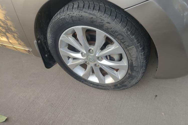 Used Hyundai Elantra (5th Generation / Langdong) 2016 1.6L Automatic Prestige Model Right Front Wheel Hub