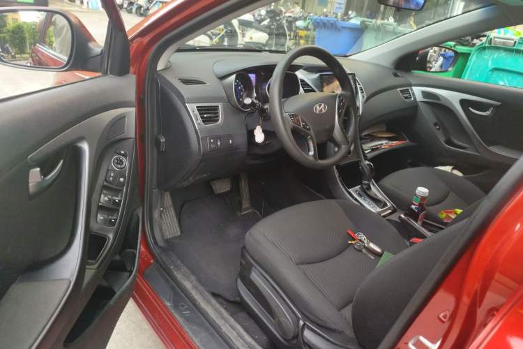 Used Hyundai Elantra (5th Generation / Langdong) 2016 1.6L Automatic Prestige Model Driver Seat