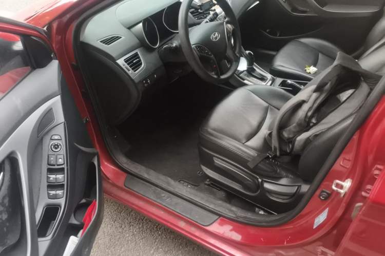 Used Hyundai Elantra (5th Generation / Langdong) 2016 1.6L Automatic Prestige Model Driver Seat