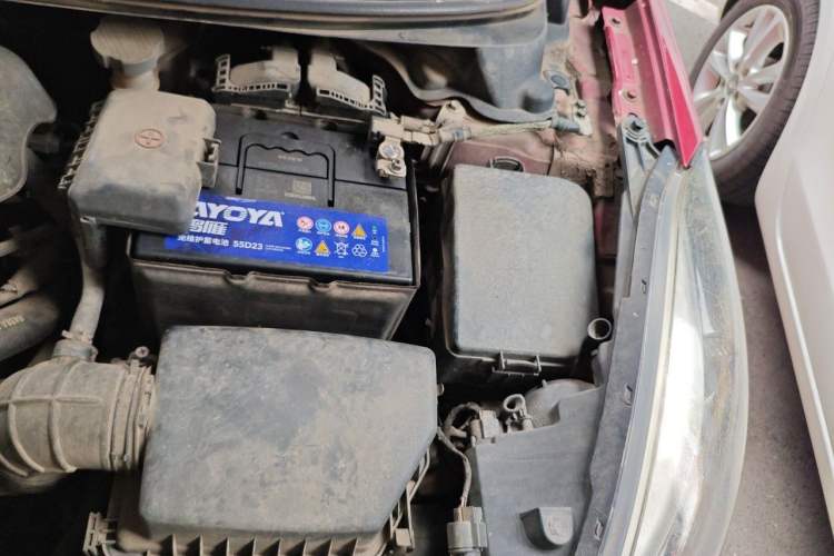 Used Hyundai Elantra (5th Generation / Langdong) 2016 1.6L Automatic Prestige Model Engine Bay Left