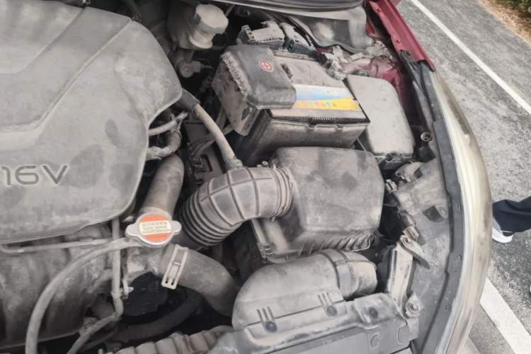 Used Hyundai Elantra (5th Generation / Langdong) 2016 1.6L Automatic Prestige Model Engine Bay Left