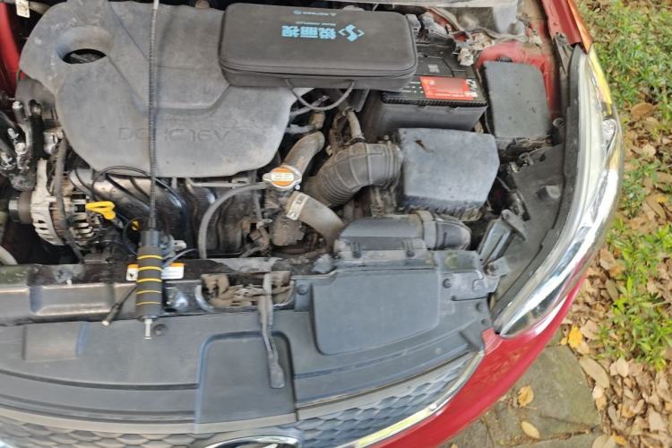 Used Hyundai Elantra (5th Generation / Langdong) 2016 1.6L Automatic Smart Version Engine Bay Left