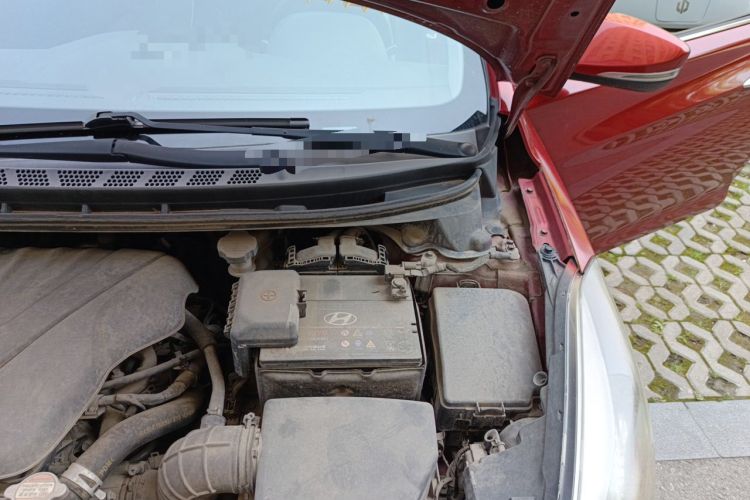 Used Hyundai Elantra (5th Generation / Langdong) 2016 1.6L Automatic Prestige Model Engine Bay Left