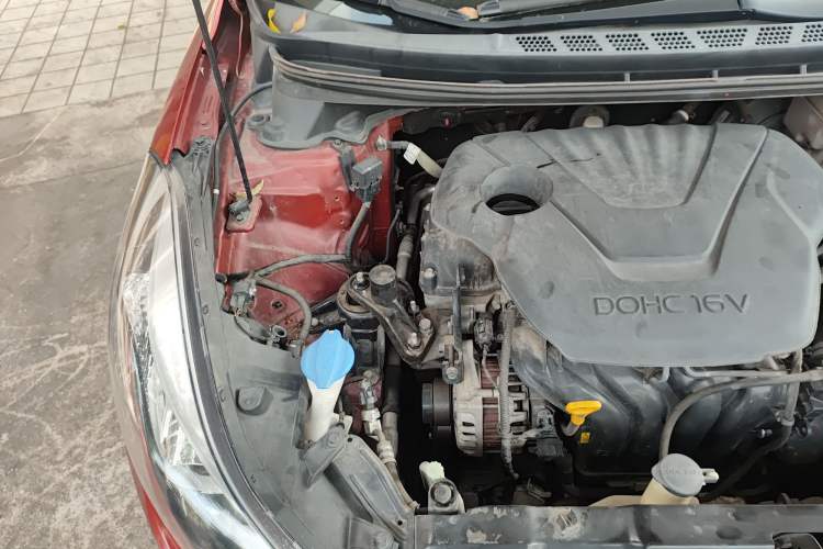Used Hyundai Elantra (5th Generation / Langdong) 2016 1.6L Automatic Prestige Model Engine Bay Right