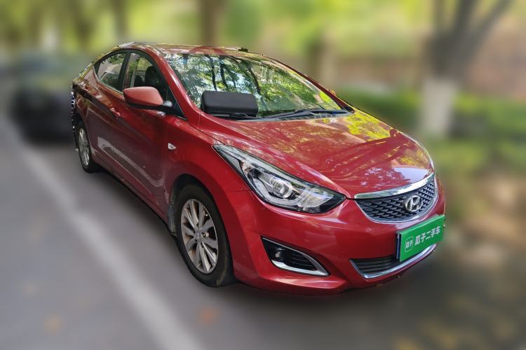 Used Hyundai Elantra (5th Generation / Langdong) 2016 1.6L Automatic Smart Version Front Right 45 Deg