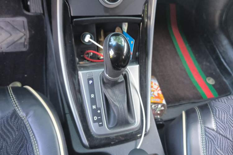 Used Hyundai Elantra (5th Generation / Langdong) 2016 1.6L Automatic Prestige Model Gear Lever