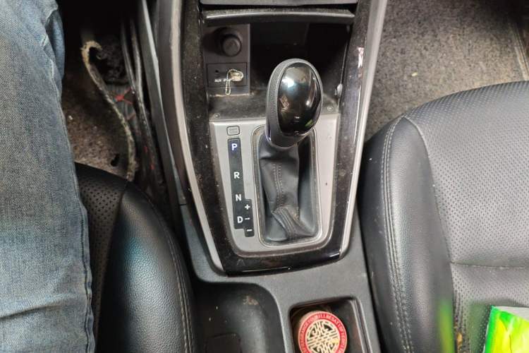 Used Hyundai Elantra (5th Generation / Langdong) 2016 1.6L Automatic Prestige Model Gear Lever