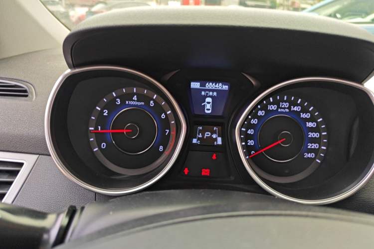 Used Hyundai Elantra (5th Generation / Langdong) 2016 1.6L Automatic Prestige Model Instrument Cluster