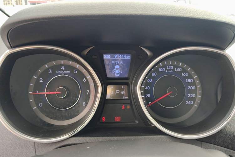 Used Hyundai Elantra (5th Generation / Langdong) 2016 1.6L Automatic Prestige Model Instrument Cluster