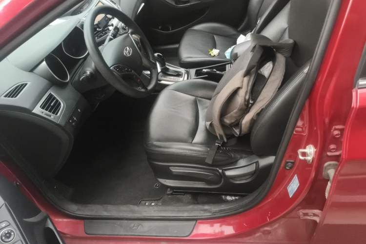 Used Hyundai Elantra (5th Generation / Langdong) 2016 1.6L Automatic Prestige Model Left Front Seat