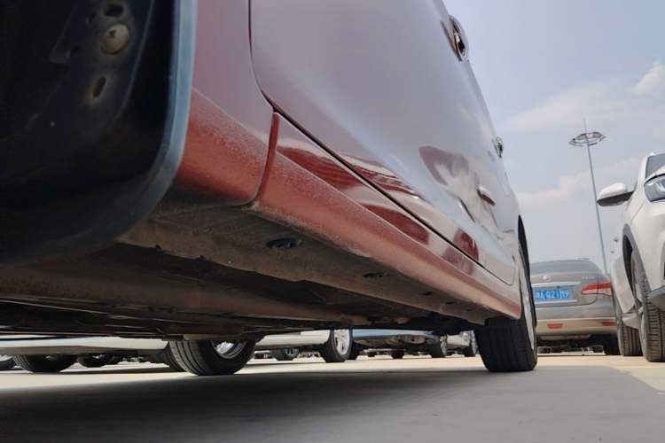 Used Hyundai Elantra (5th Generation / Langdong) 2016 1.6L Automatic Prestige Model Left Side Sill