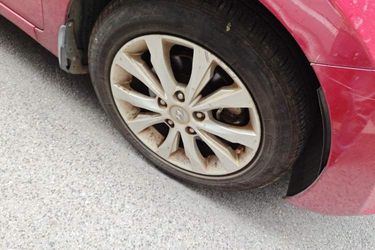 Used Hyundai Elantra (5th Generation / Langdong) 2016 1.6L Automatic Prestige Model Right Front Wheel Hub