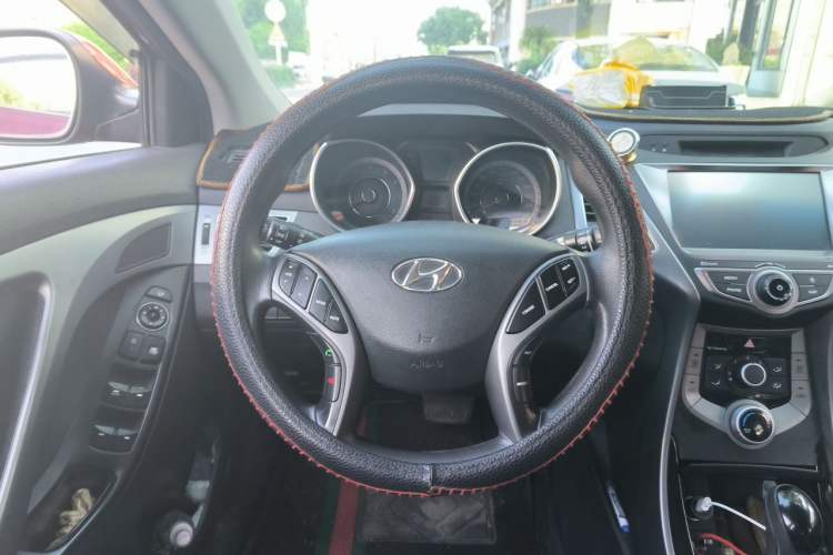 Used Hyundai Elantra (5th Generation / Langdong) 2016 1.6L Automatic Prestige Model Steering Wheel