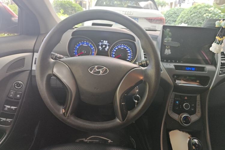 Used Hyundai Elantra (5th Generation / Langdong) 2016 1.6L Automatic Smart Version Steering Wheel