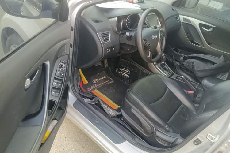 Used Hyundai Elantra (5th Generation / Langdong) 2016 1.6L Automatic Prestige Model Driver Seat