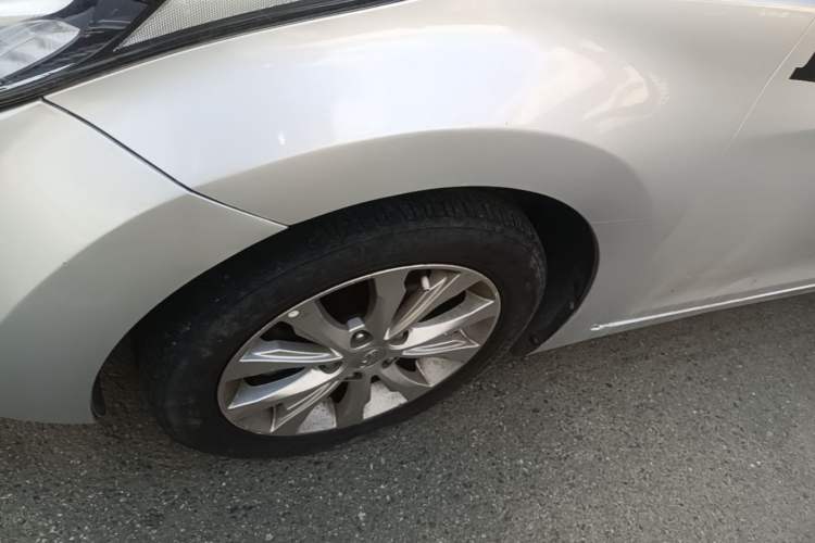 Used Hyundai Elantra (5th Generation / Langdong) 2016 1.6L Automatic Prestige Model Left Front Wheel Hub