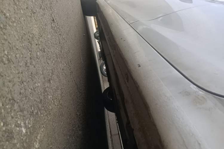 Used Hyundai Elantra (5th Generation / Langdong) 2016 1.6L Automatic Prestige Model Left Side Sill
