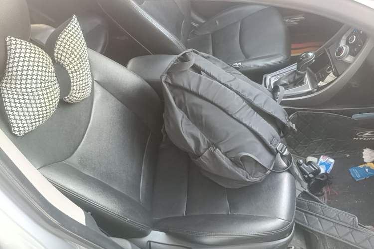 Used Hyundai Elantra (5th Generation / Langdong) 2016 1.6L Automatic Prestige Model Right Front Seat