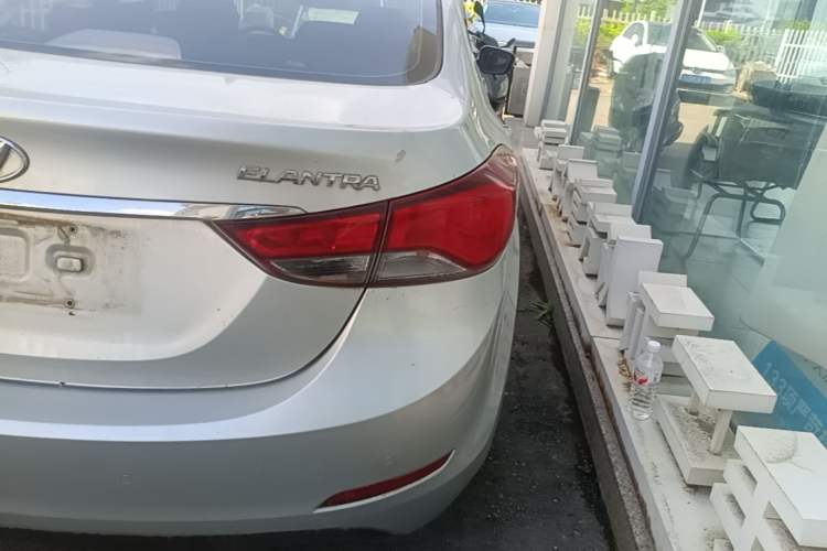 Used Hyundai Elantra (5th Generation / Langdong) 2016 1.6L Automatic Prestige Model Right Rear Taillight