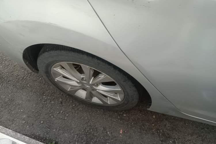 Used Hyundai Elantra (5th Generation / Langdong) 2016 1.6L Automatic Prestige Model Right Rear Wheel Hub