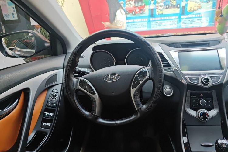 Used Hyundai Elantra (5th Generation / Langdong) 2016 1.6L Manual Luxury Model Steering Wheel