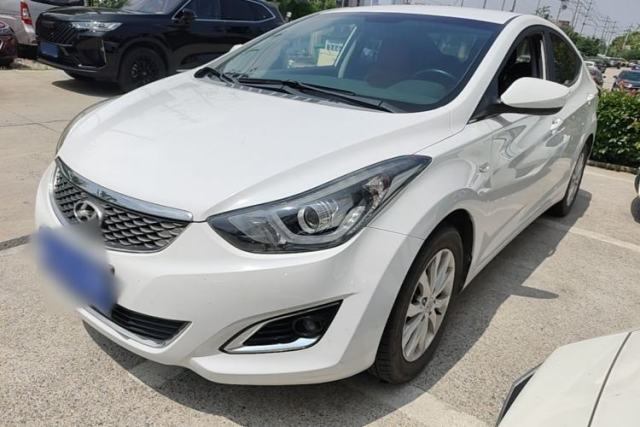 Used Hyundai Elantra (5th Generation / Langdong) 2016 1.6L Automatic Smart Version